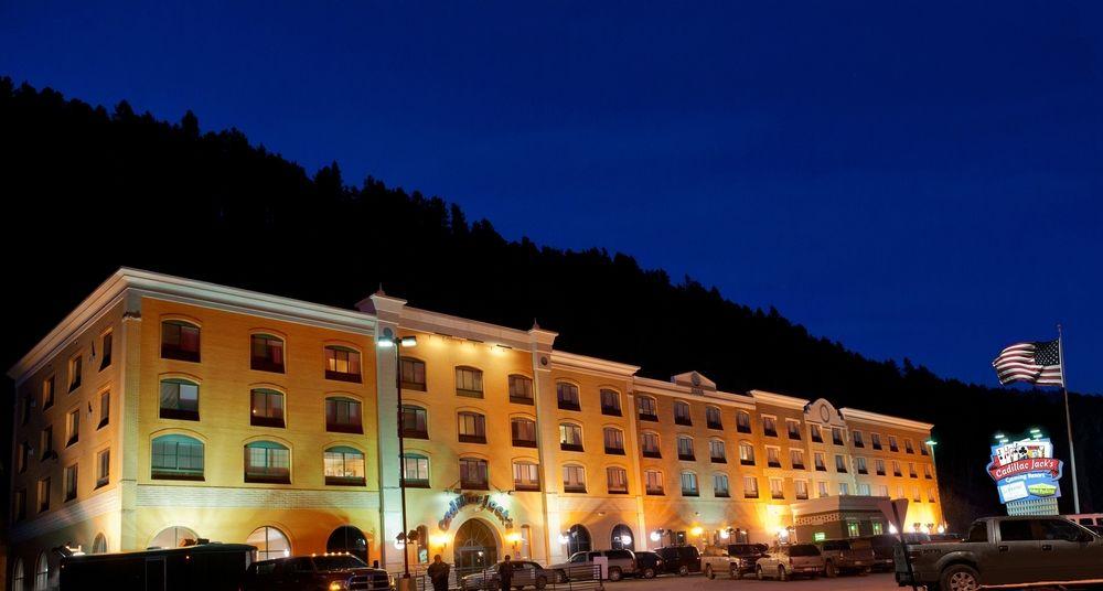 Doubletree By Hilton Deadwood At Cadillac Jack'S Hotel Exterior foto