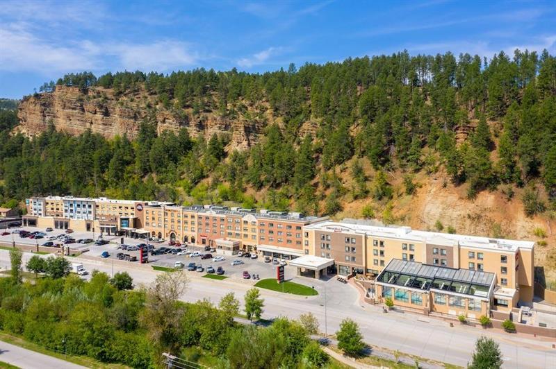 Doubletree By Hilton Deadwood At Cadillac Jack'S Hotel Exterior foto