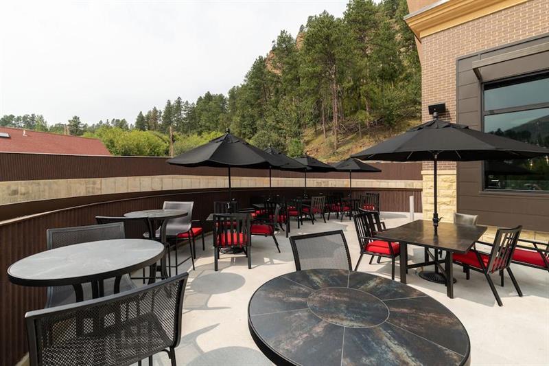 Doubletree By Hilton Deadwood At Cadillac Jack'S Hotel Exterior foto